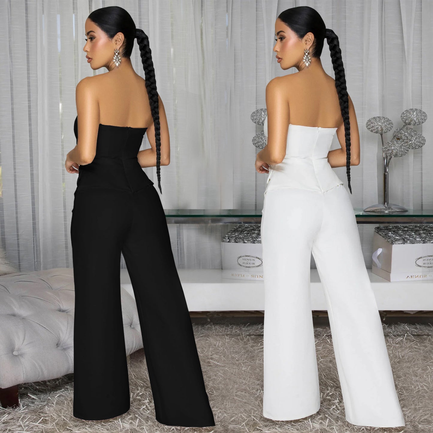 Combinaison bustier dos nu à jambes larges, vue de côté/dos, boutons décoratifs, noire et blanche.