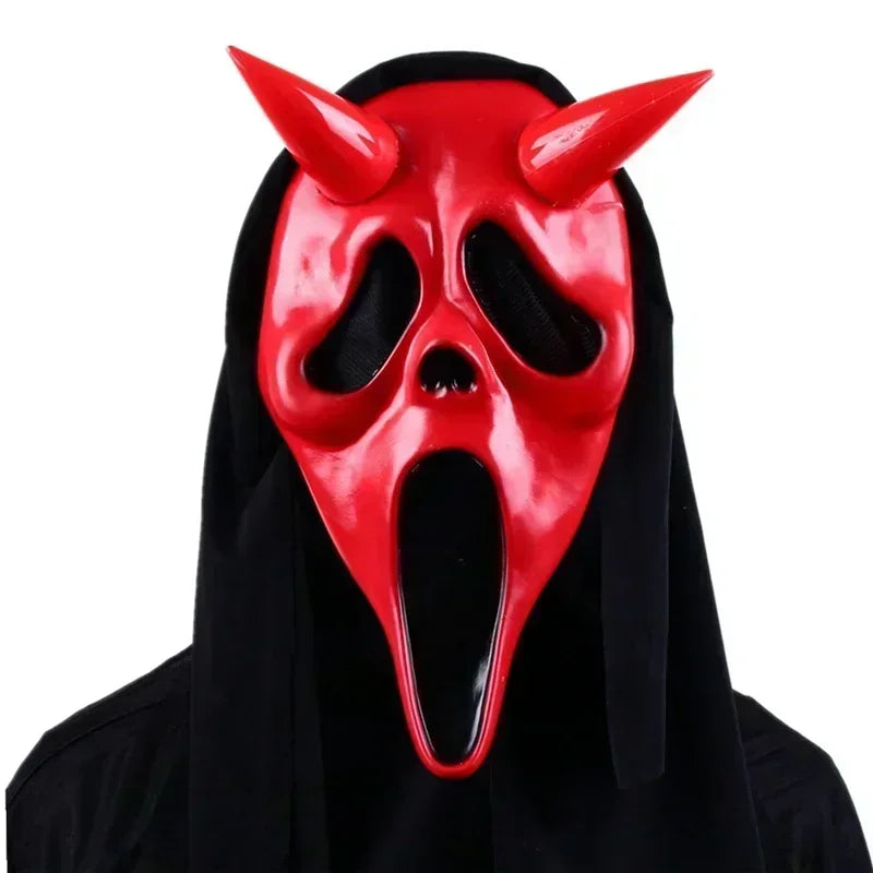 Faites frissonner la nuit avec ce masque d’Halloween terrifiant