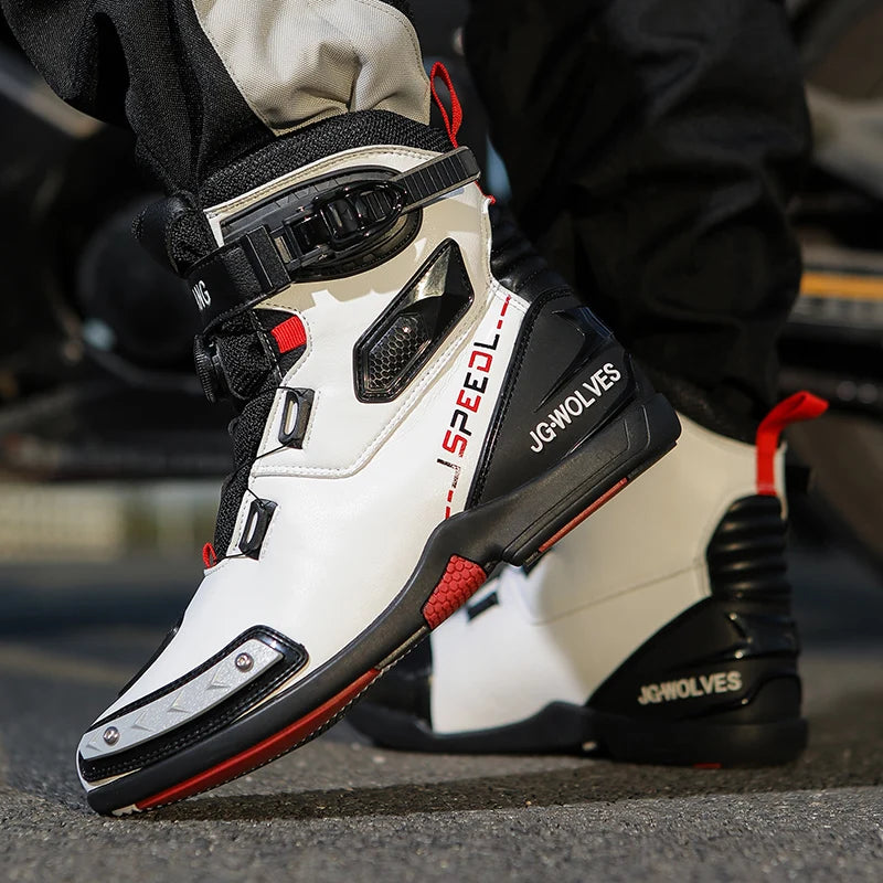 botte de moto taille basse en cuir et protection de sécurité