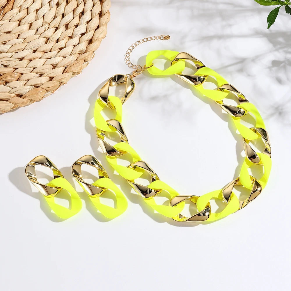 Parure collier ras-du-cou et boucles, doré, maillons fluorescents jaune fluo.