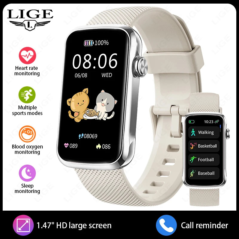 Montre connectée femme beige, bracelet sport à trous, écran noir allumé.