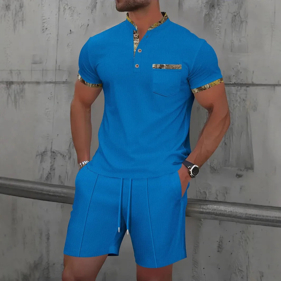 Ensemble polo homme gaufré bleu : polo manches courtes zippé et short à plis