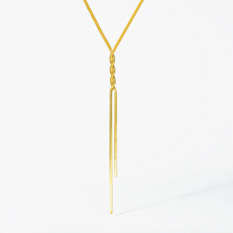 Collier long croisé doré, chaîne torsadée et pendentif allongé vertical