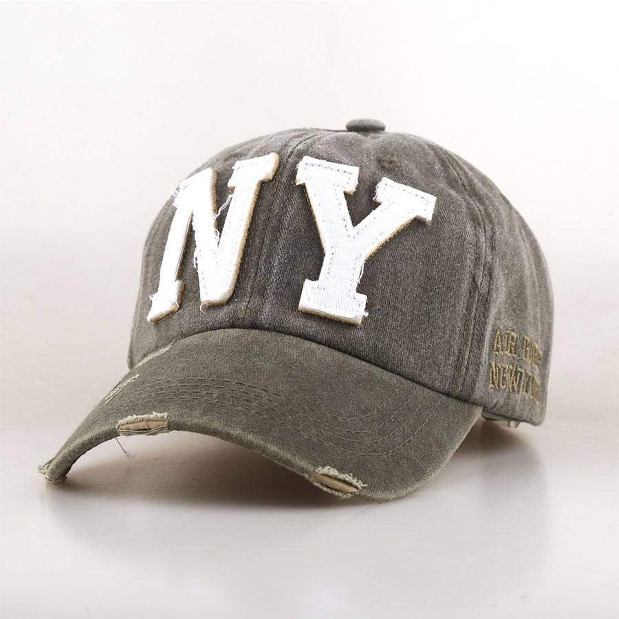 Casquette baseball grise délavée, broderie NY blanche, patch Air Force New York.
