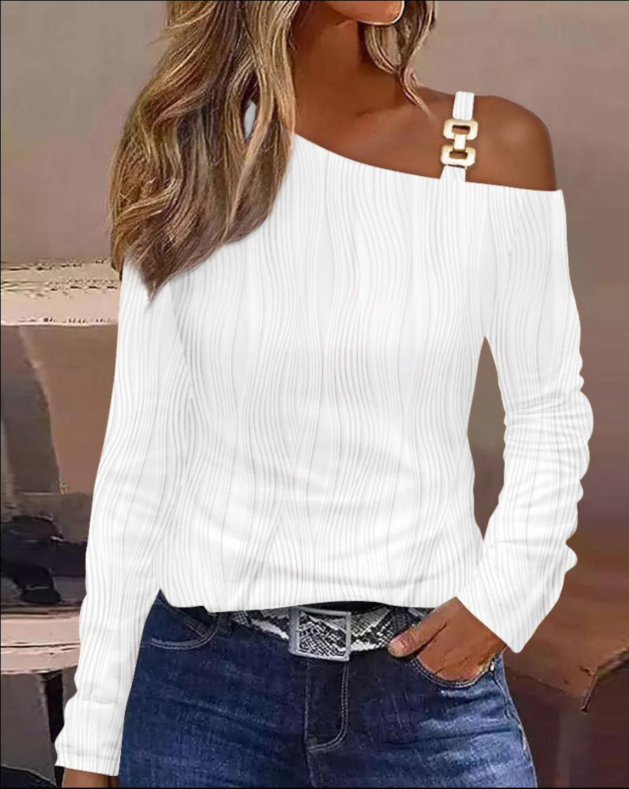 Top femme épaules dénudées blanc à rayures verticales, manches longues, chaîne décorative