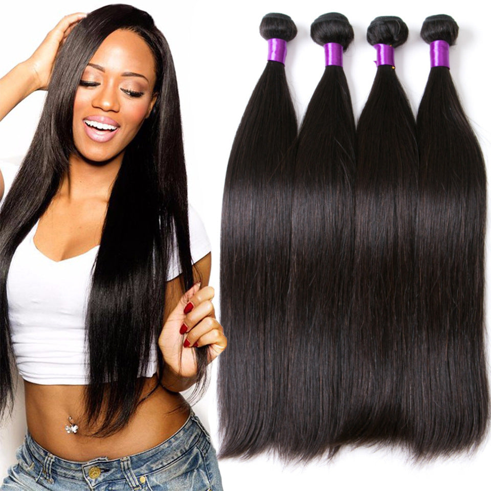 Cheveux lisses noirs en extensions, avec quatre mèches et capuchons violets.