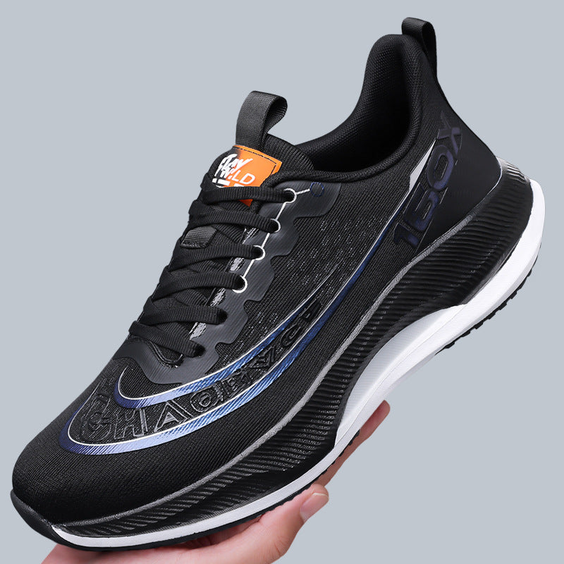 Chaussures de sport noires à lacets, semelle blanche, détails bleus sur le côté