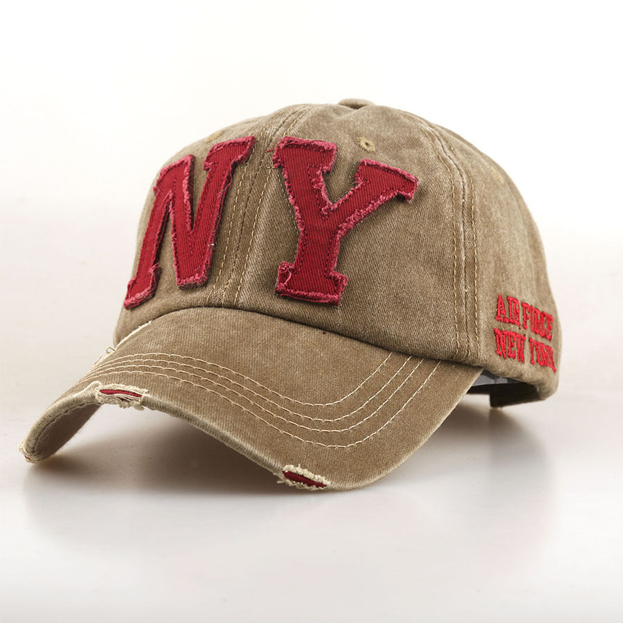 Casquette baseball kaki, broderie NY rouge bordeaux, patch Air Force New York.