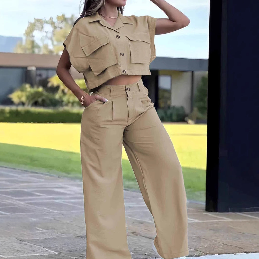 Ensemble deux pièces femme beige : top court à poches et pantalon cargo boutonné
