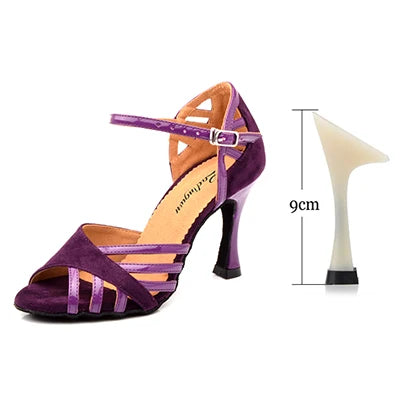 Escarpins femme à talon cubain en daim et PU, violet, brides à lanières et boucle.
