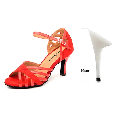 Escarpins femme à talon cubain en daim et PU, rouge, brides à lanières et boucle.