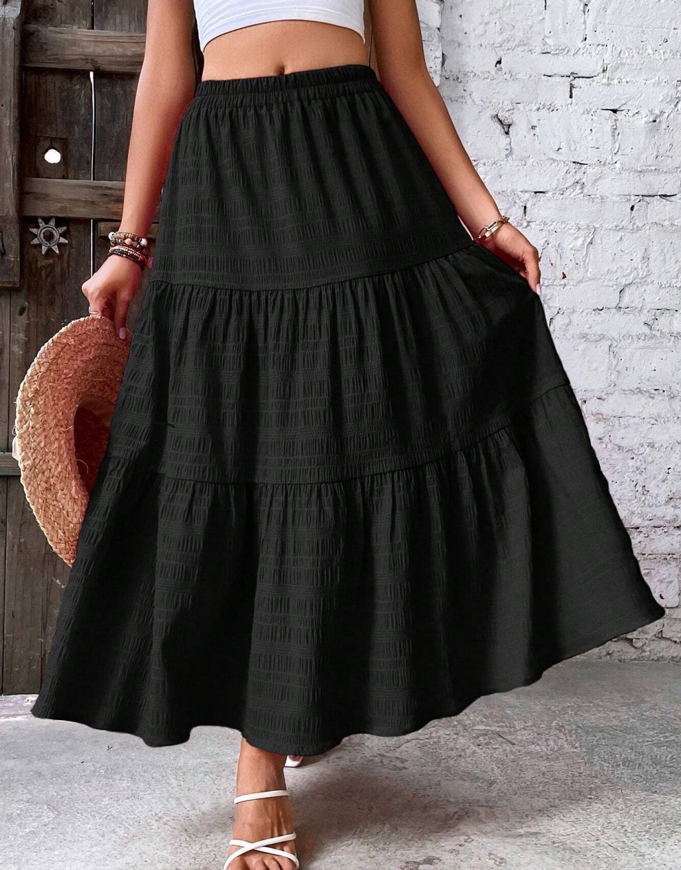 Jupe longue noire à volants, taille élastique, bas évasé en étages