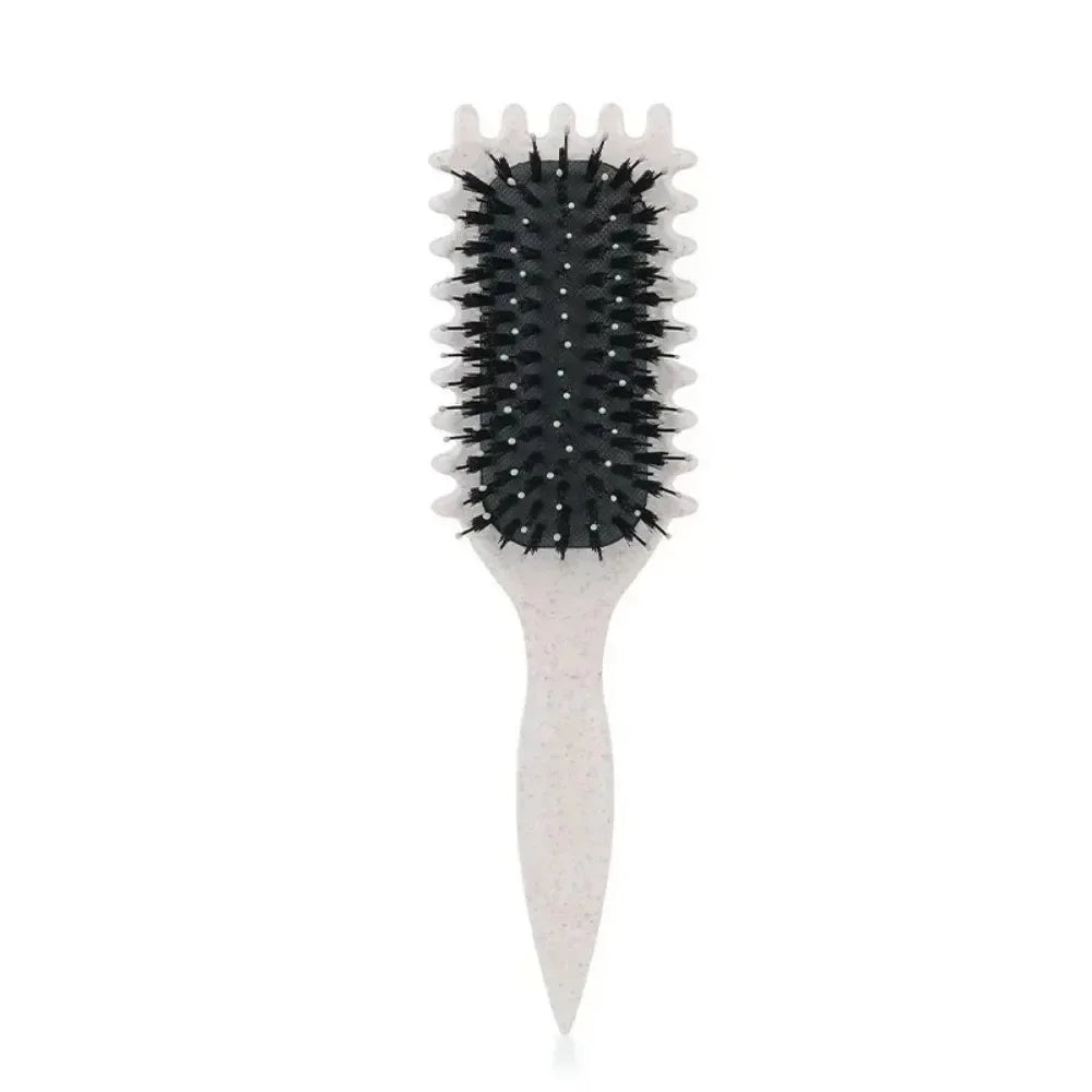 brosse colorée pour cheveux bouclée