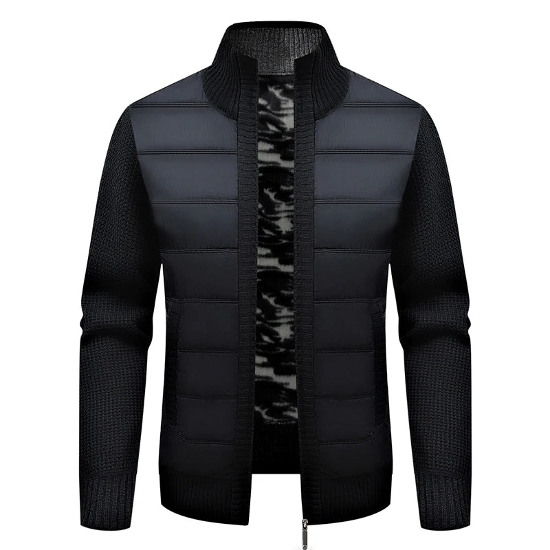 Cardigan homme noir doublé polaire, empiècements matelassés, capuche et zip frontal