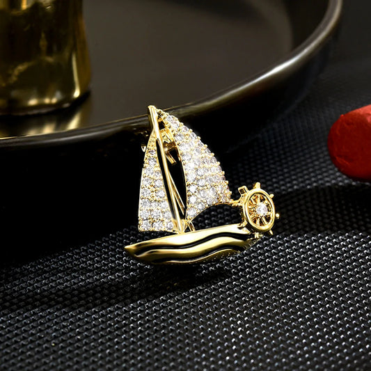 Broche voilier exquise pour hommes et femmes