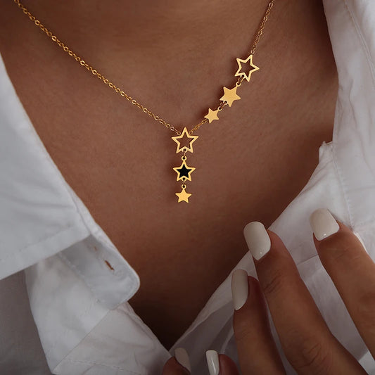pendentif étoile dorée tendance pour femmes