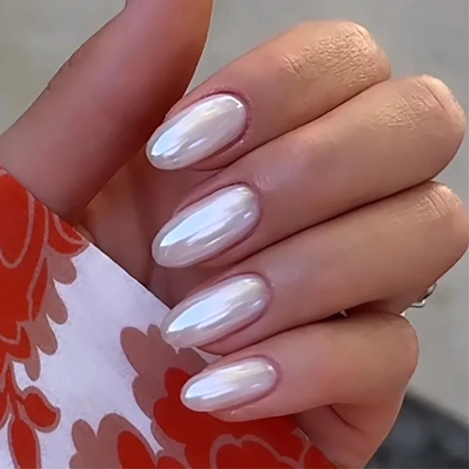 Faux ongles pointus , Aurora noir, blanc, nacré, brillant