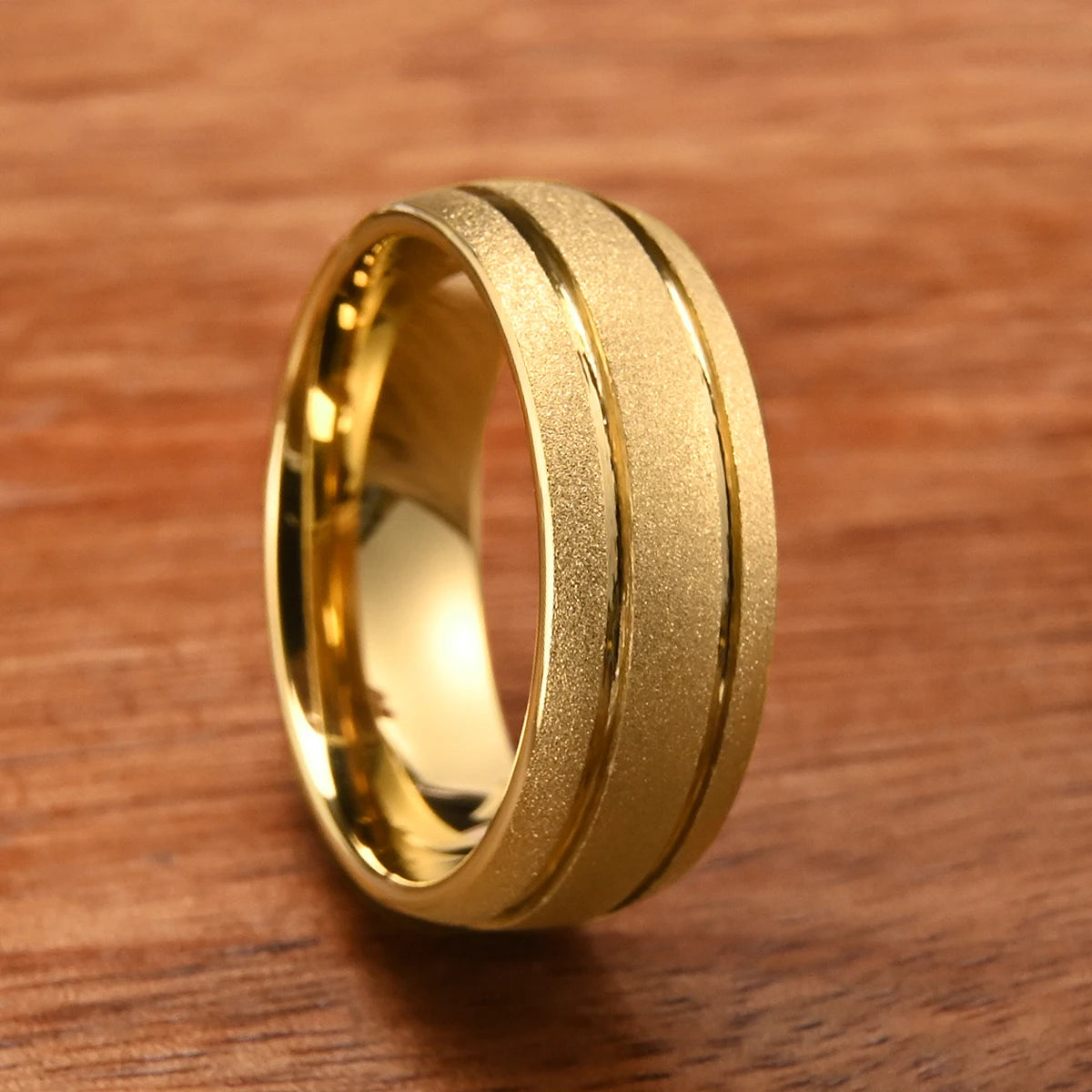 Bague dorée en tungstène de haute qualité 8MM pour homme
