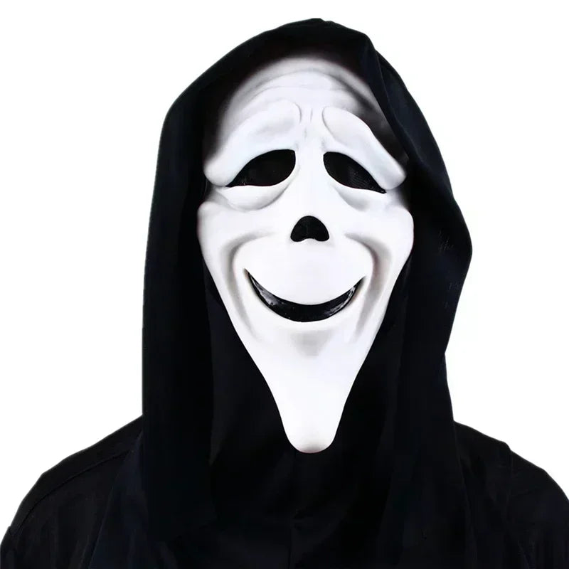 Faites frissonner la nuit avec ce masque d’Halloween terrifiant