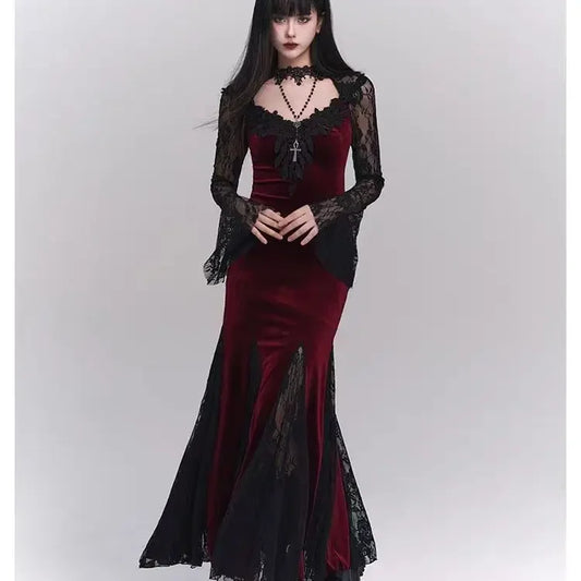 Robe gothique automne/hiver dentelles et velour
