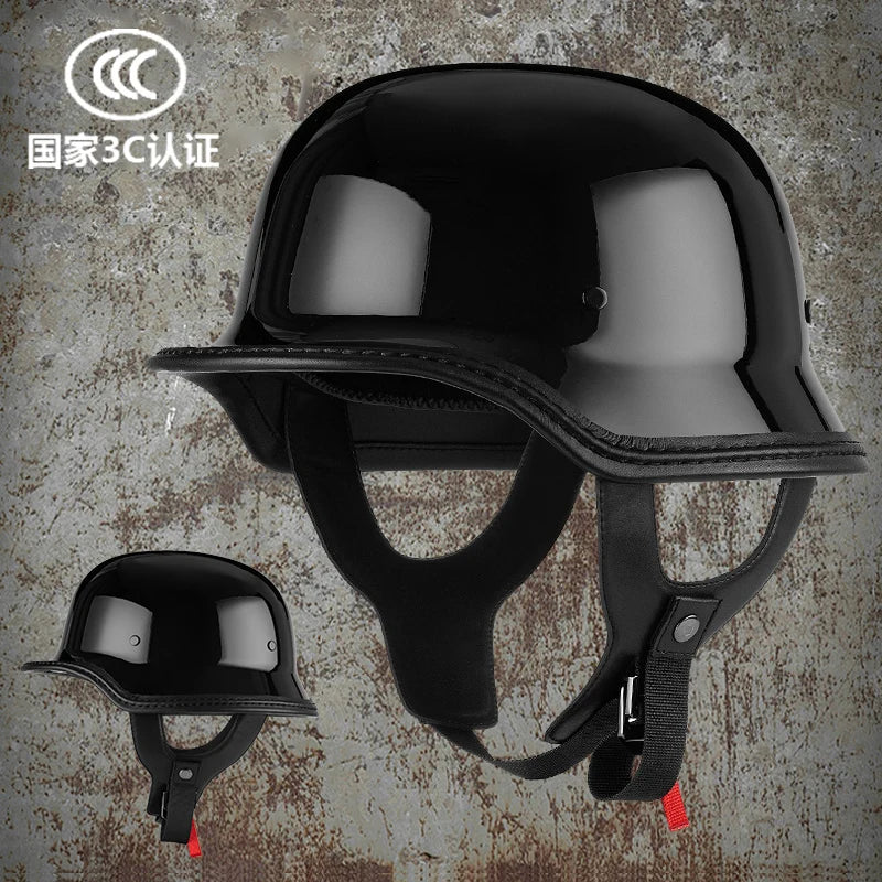 casque de moto vintage de soldat allemand