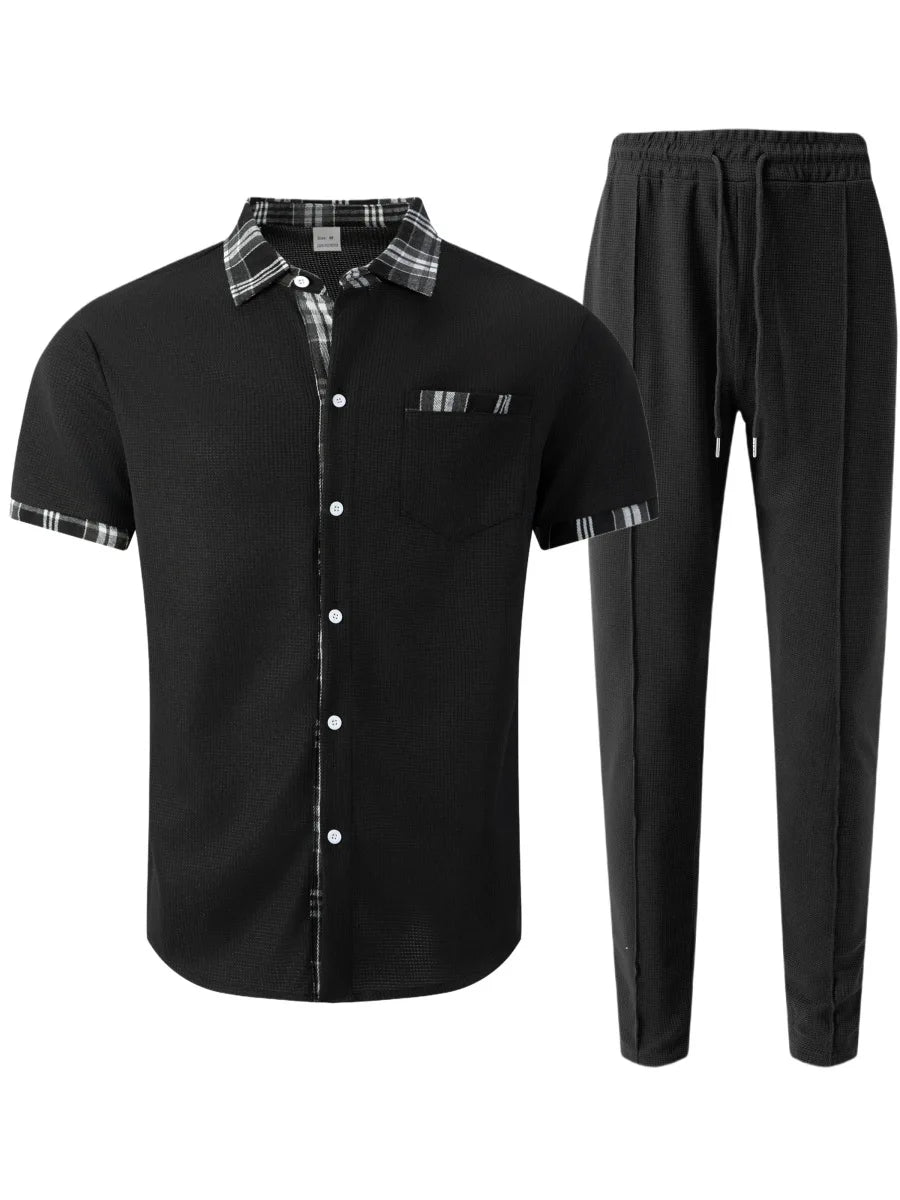 Ensemble chemise noire à manches courtes et col boutonné, pantalon noir à taille élastique