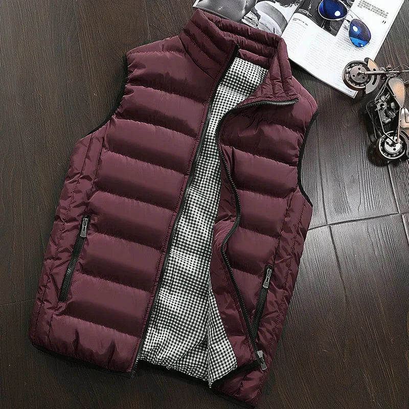 Gilet matelassé sans manches bordeaux à fermeture zippée et col montant