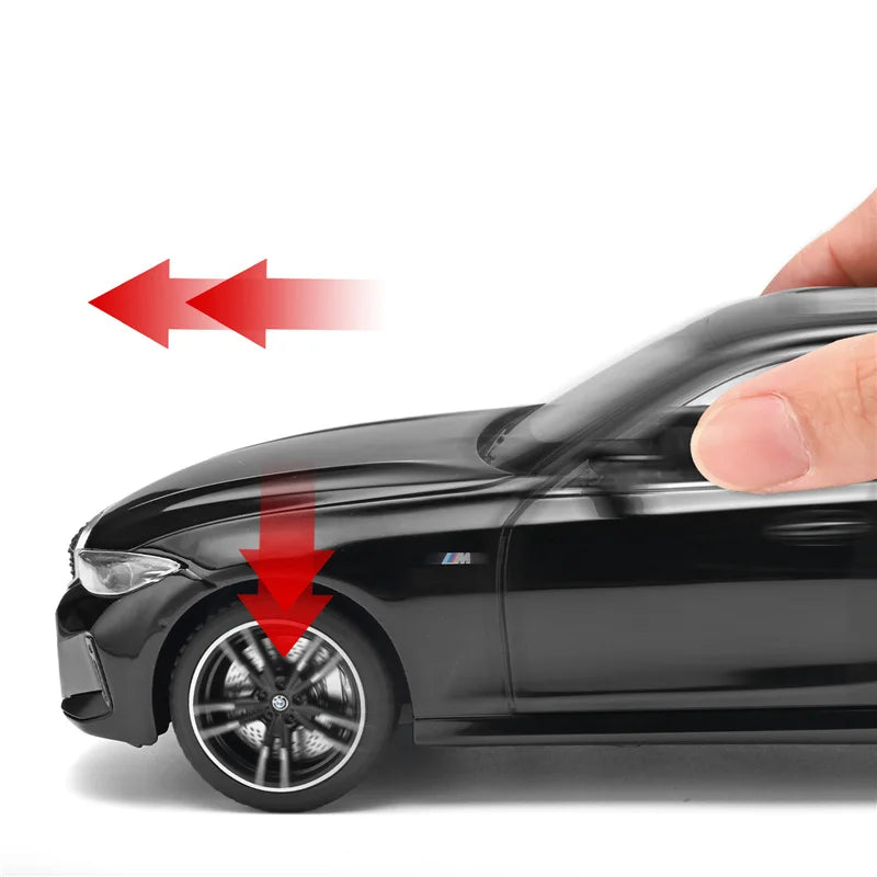Voiture miniature BMW Série 3 M Coupé noire, vue de côté avec jante et roues