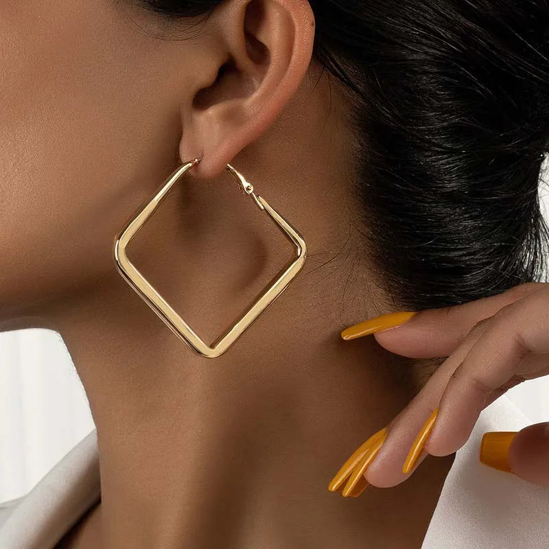 Boucles d’oreilles carrées dorées, grand pendentif géométrique à attache