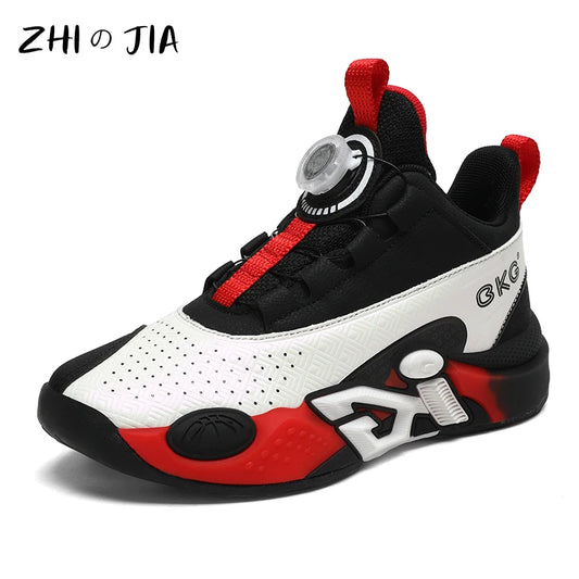 Chaussure de basket enfant noire et blanche à touches rouges, lacets et sangle