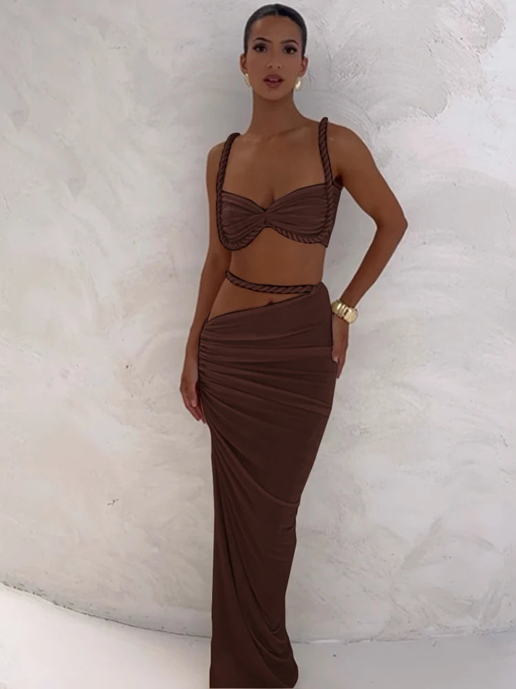 Ensemble 2 pièces femme : bustier et jupe longue moulante, brun