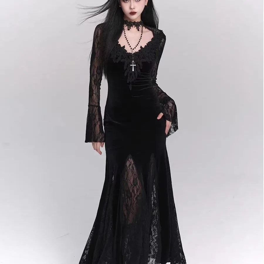 Robe gothique automne/hiver dentelles et velour