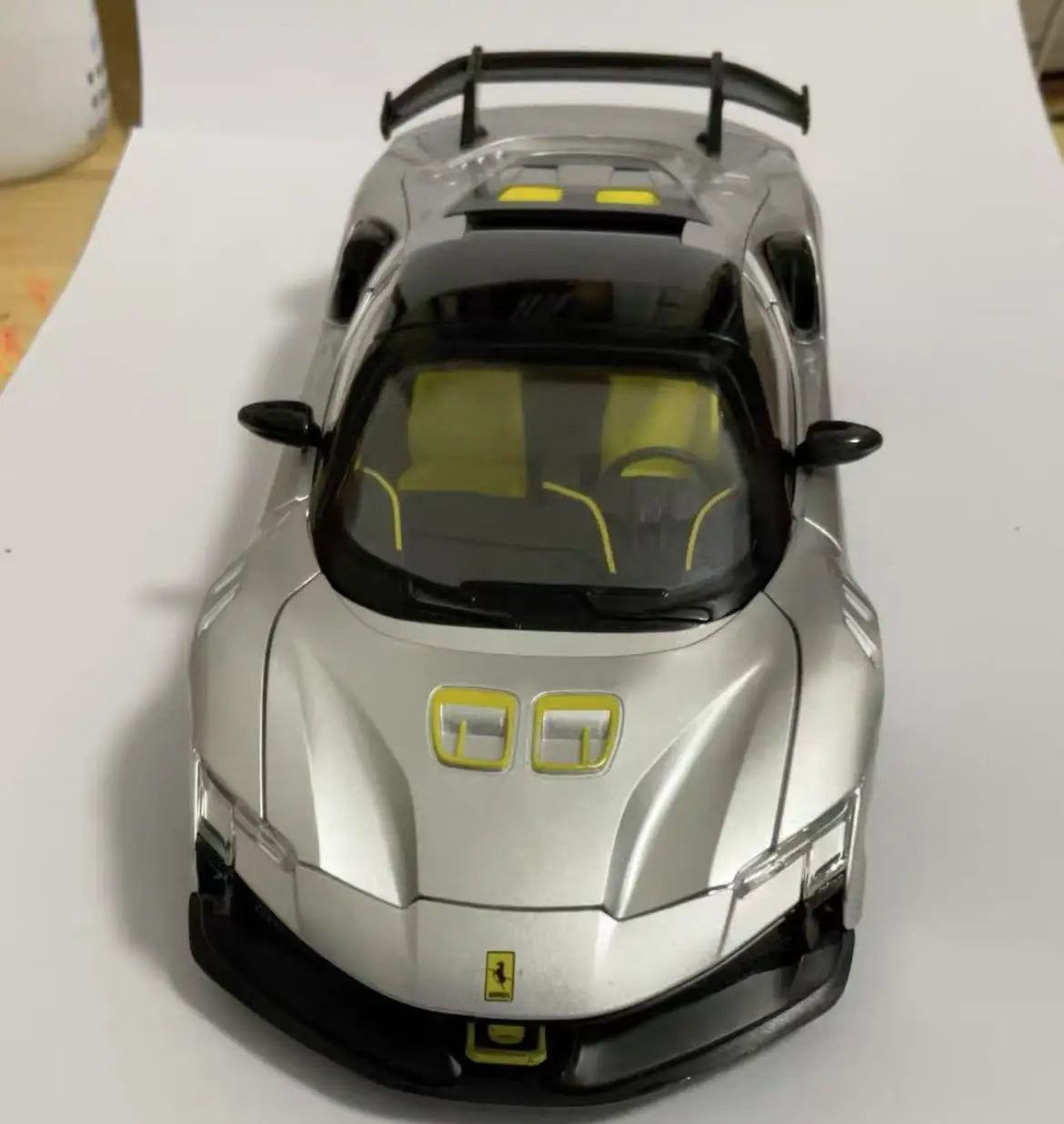 Ferrari SF90XX 1/24 modèle en alliage métal