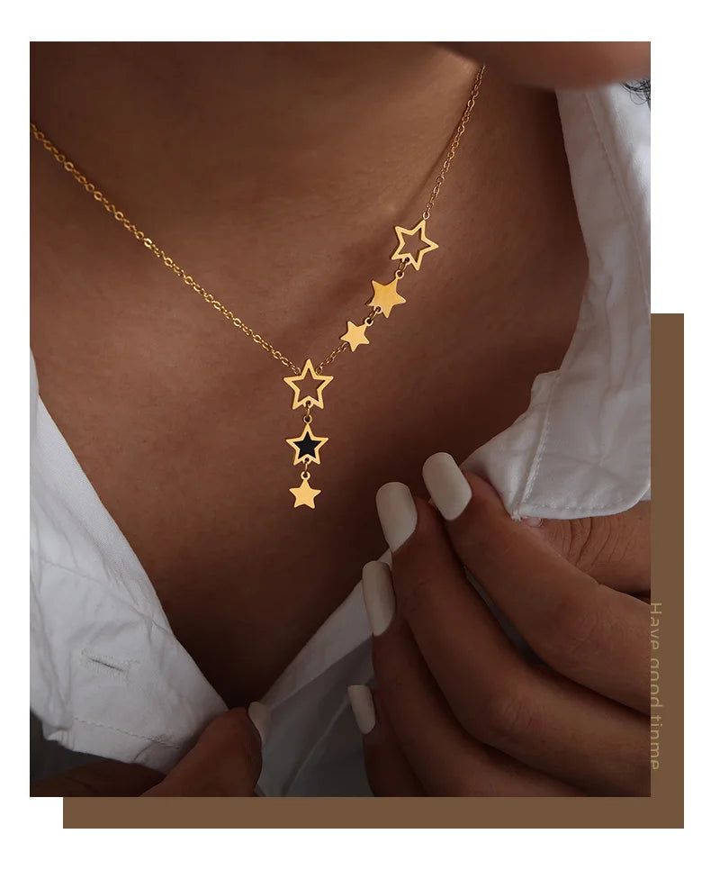 pendentif étoile dorée tendance pour femmes