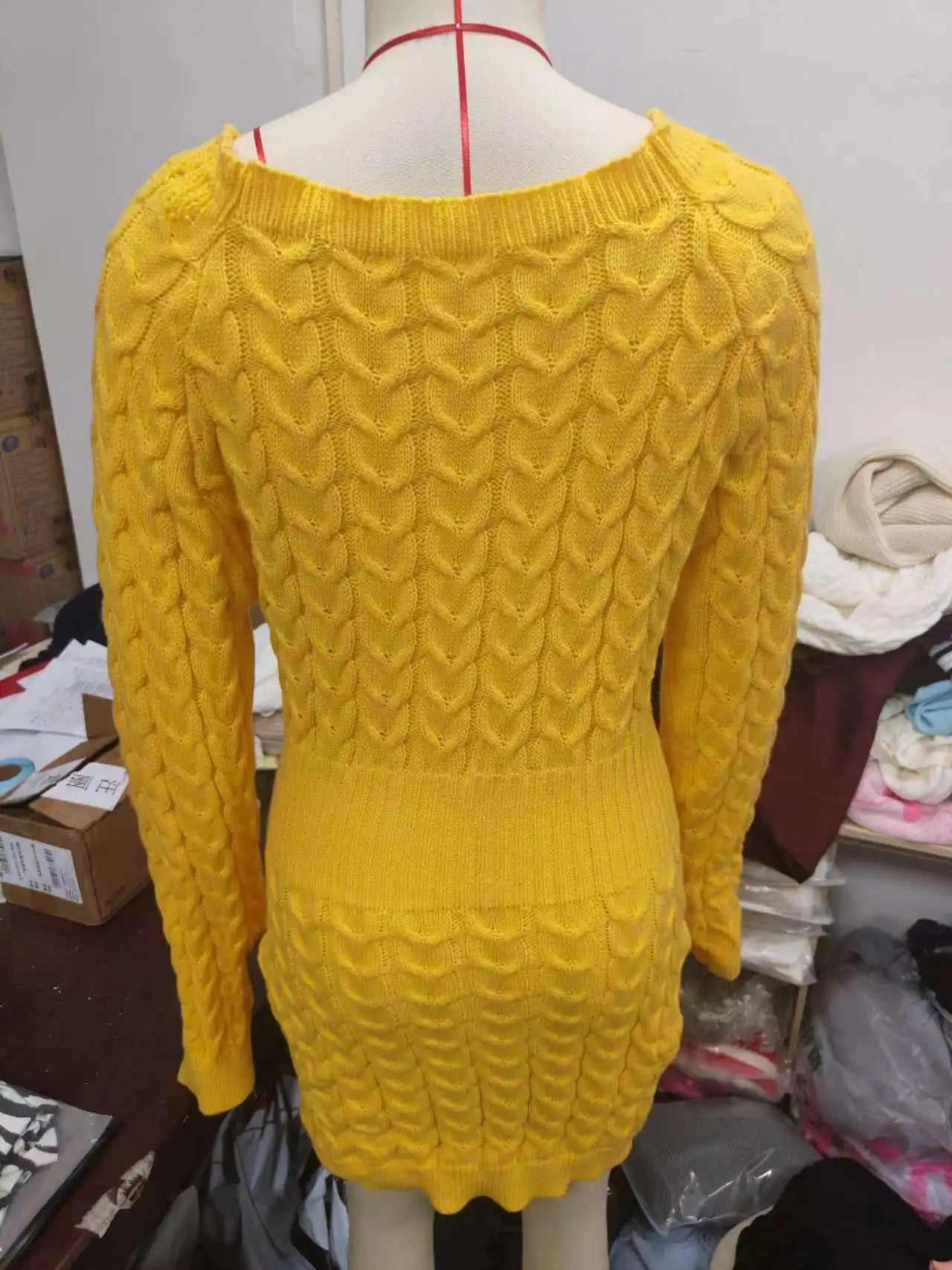Robe Pull Courte Femme Épaule Dénudée – Coupe Ample Manches Ballon Style Décontracté