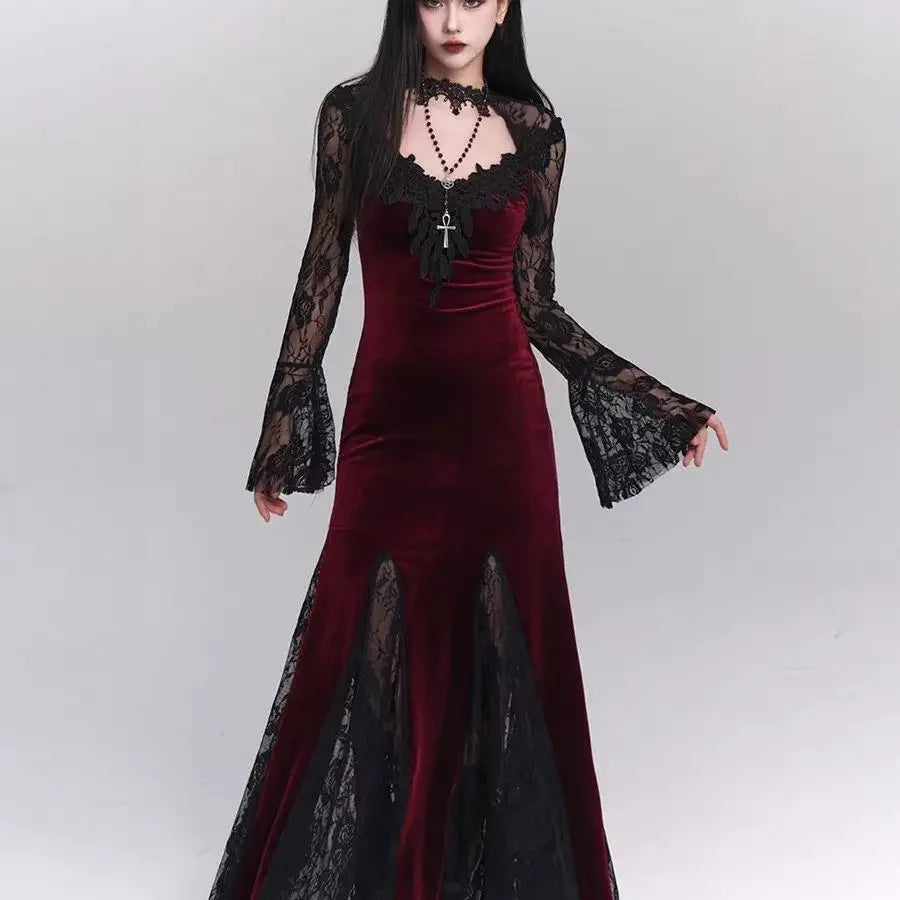 Robe gothique automne/hiver dentelles et velour