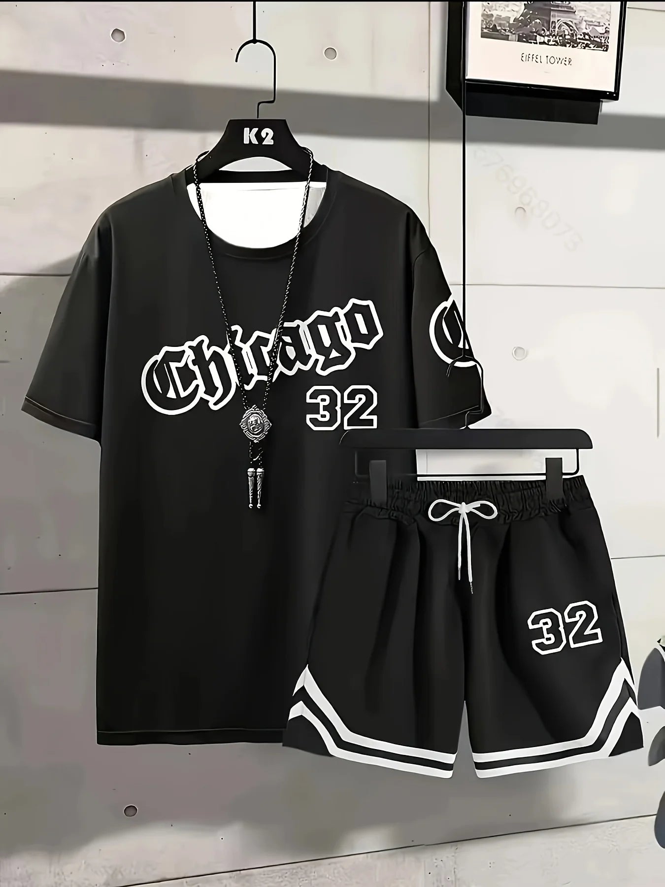 Ensemble t-shirt imprimé et short homme noir, motif Chicago 32 et bordures blanches