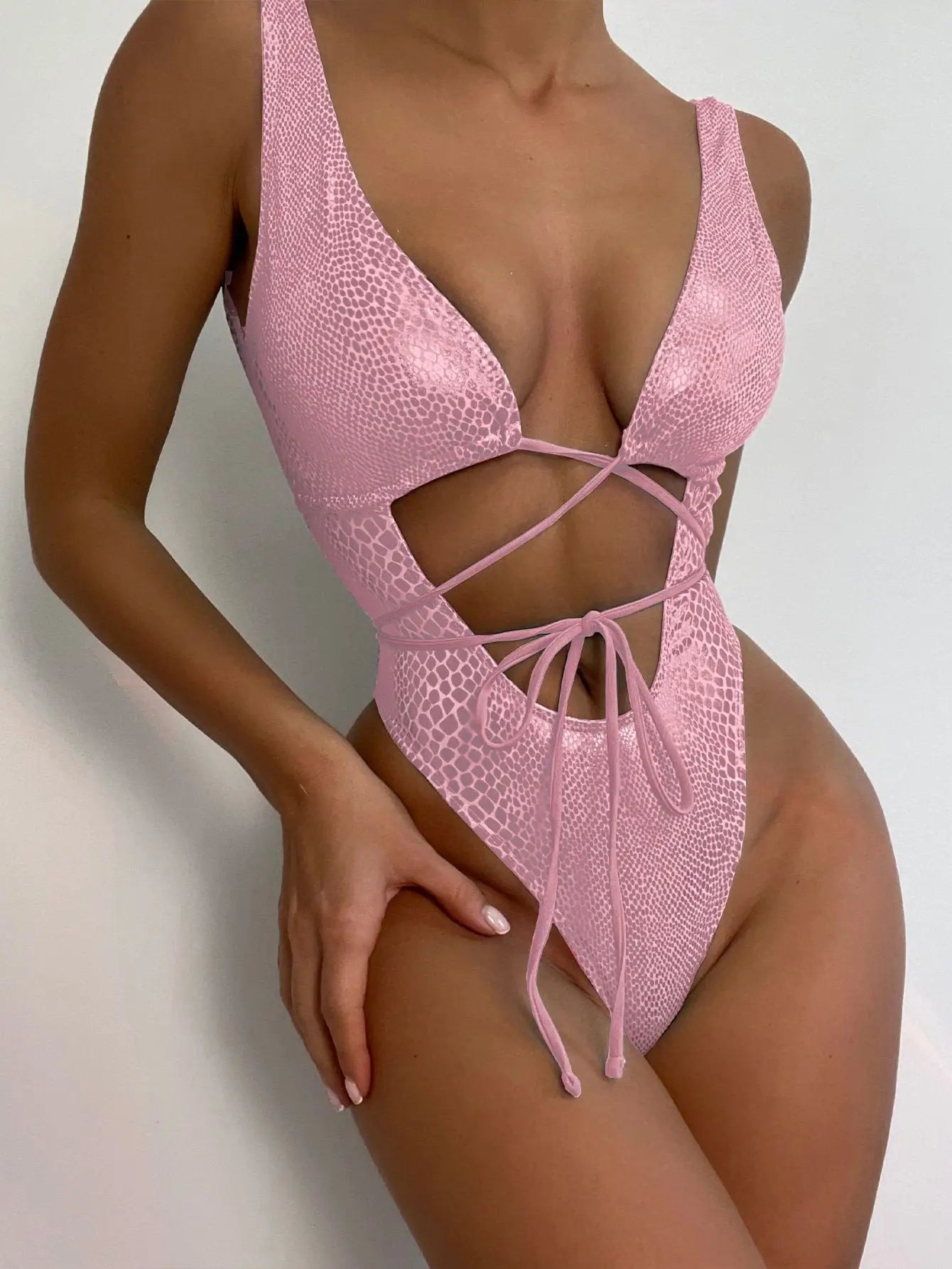 Maillot de Bain Une Pièce Maille Patchwork Coupe Haute - Push-Up Sexy Monokini