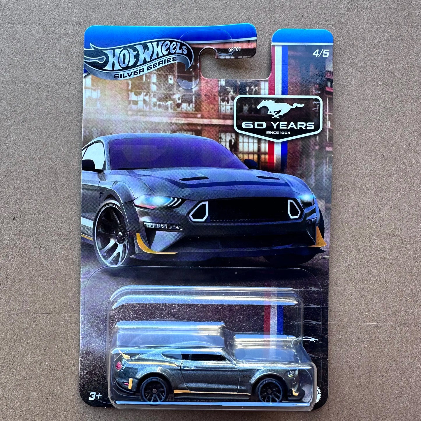Hot Wheels ensemble ford mustang collector "60 YEARS"