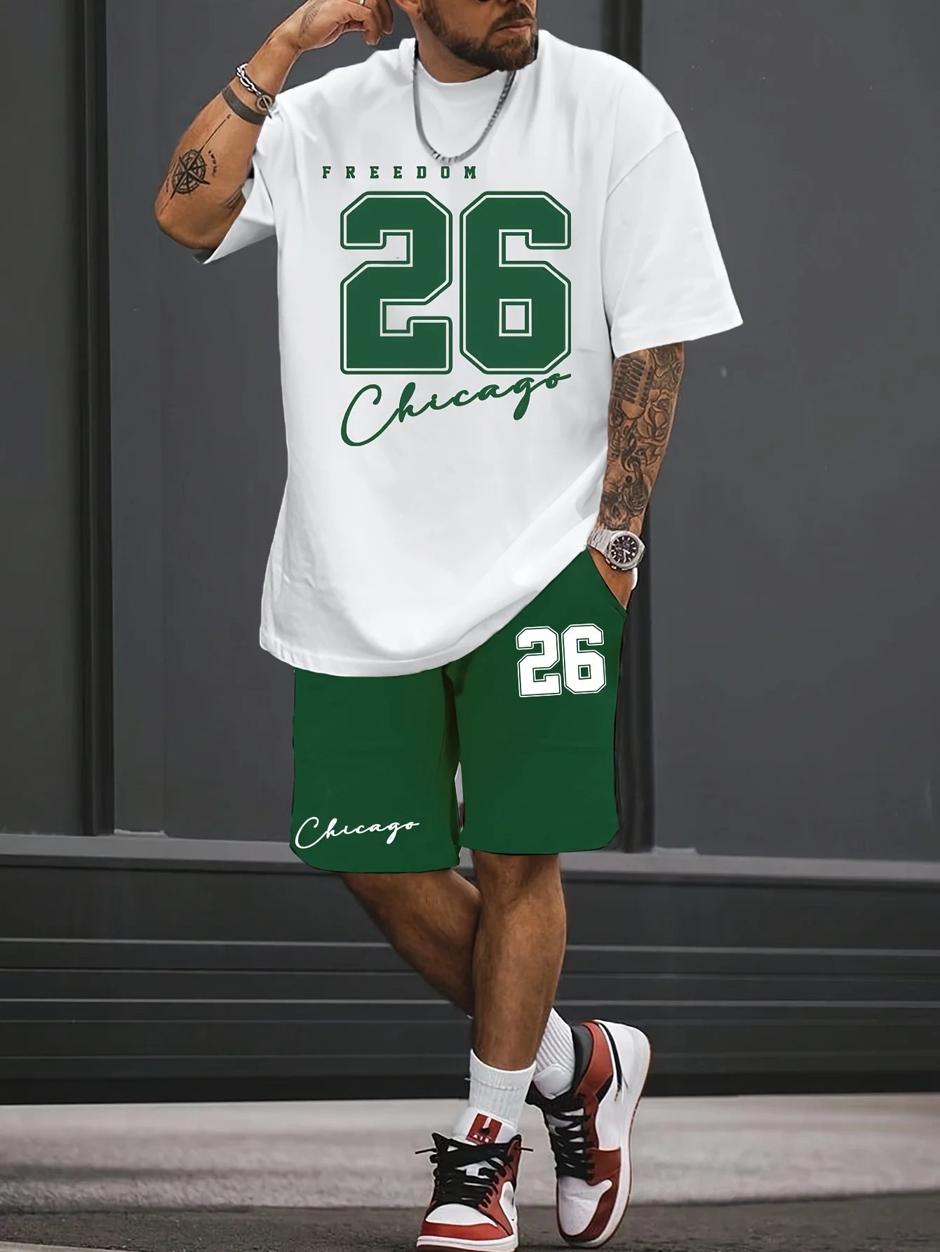 Ensemble t-shirt blanc et short vert homme, imprimé 26 devant et sur le short