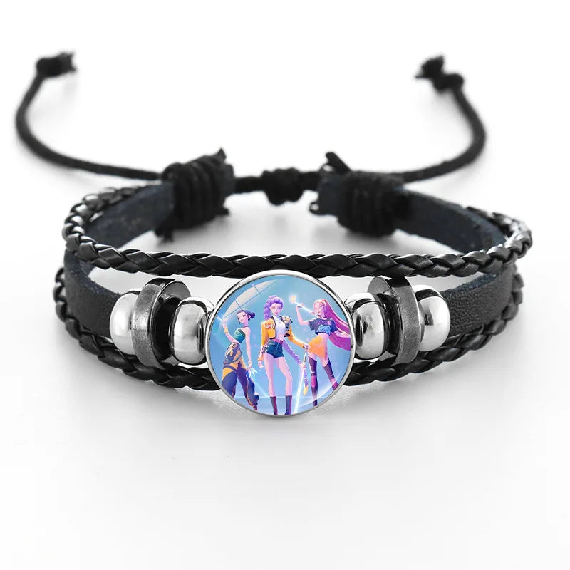 nouveauté poupée DEMON HUNTERS et bracelet au choix