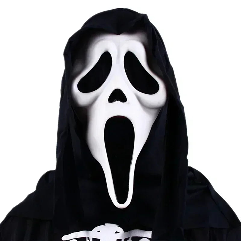Faites frissonner la nuit avec ce masque d’Halloween terrifiant