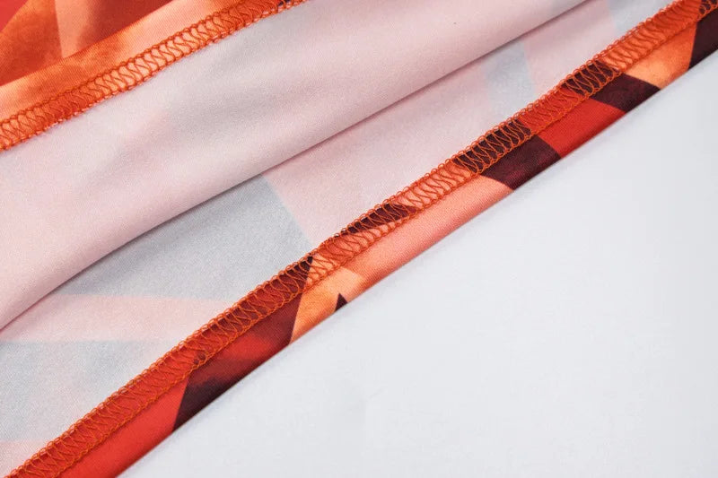 Bordure froncée de robe sans manches, tissu orange à motifs foncés