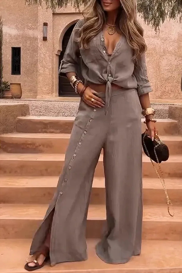 Ensemble femme 2 pièces gris taupe : chemise boutonnée nouée et pantalon large évasé