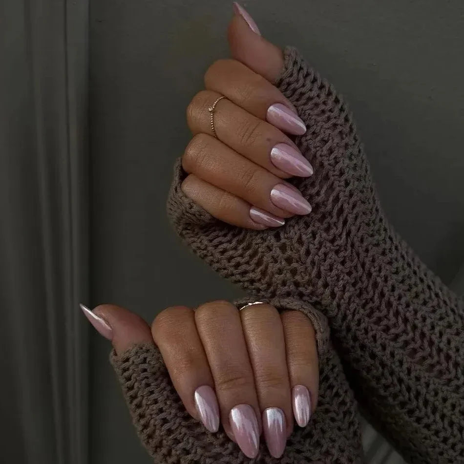 Faux ongles pointus , Aurora noir, blanc, nacré, brillant