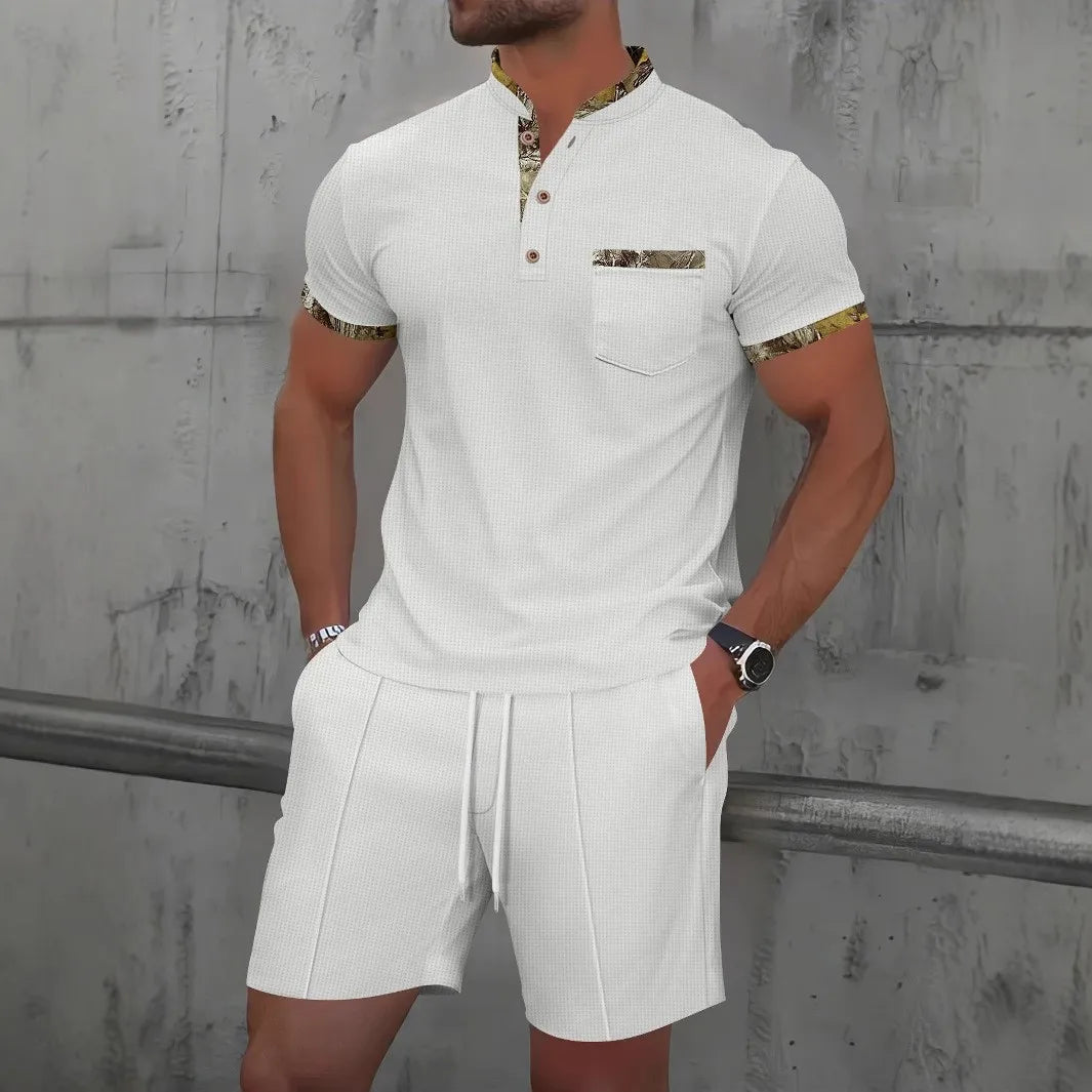 Ensemble polo homme gaufré blanc : polo à poche poitrine et short assorti
