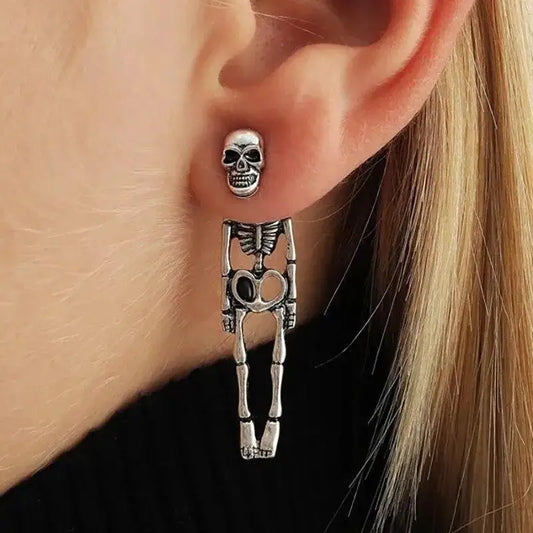 boucle d'oreille femme idéal pour hallowen ou pour soirée concert rock