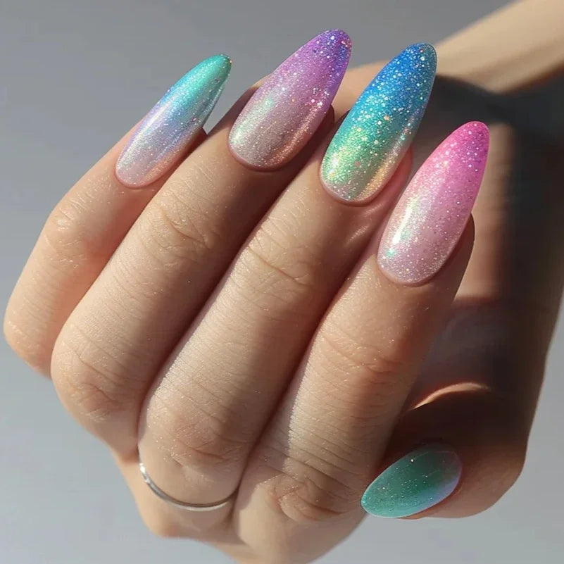 Faux ongles pointus , Aurora noir, blanc, nacré, brillant
