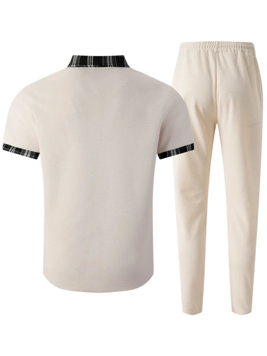 Ensemble chemise beige clair avec empiècements à carreaux, pantalon beige clair à taille élastique