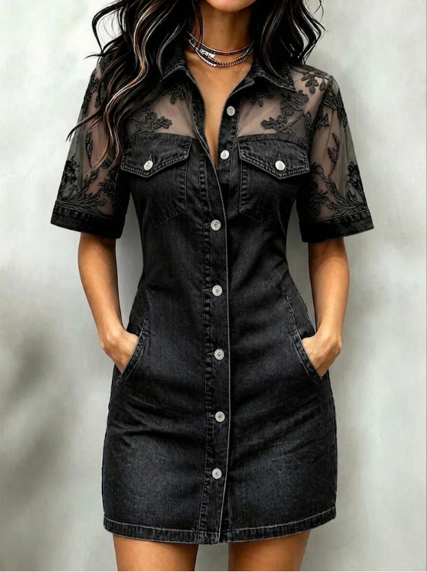 Robe mini en jean noire, boutons devant, empiècement dentelle transparente sur les manches
